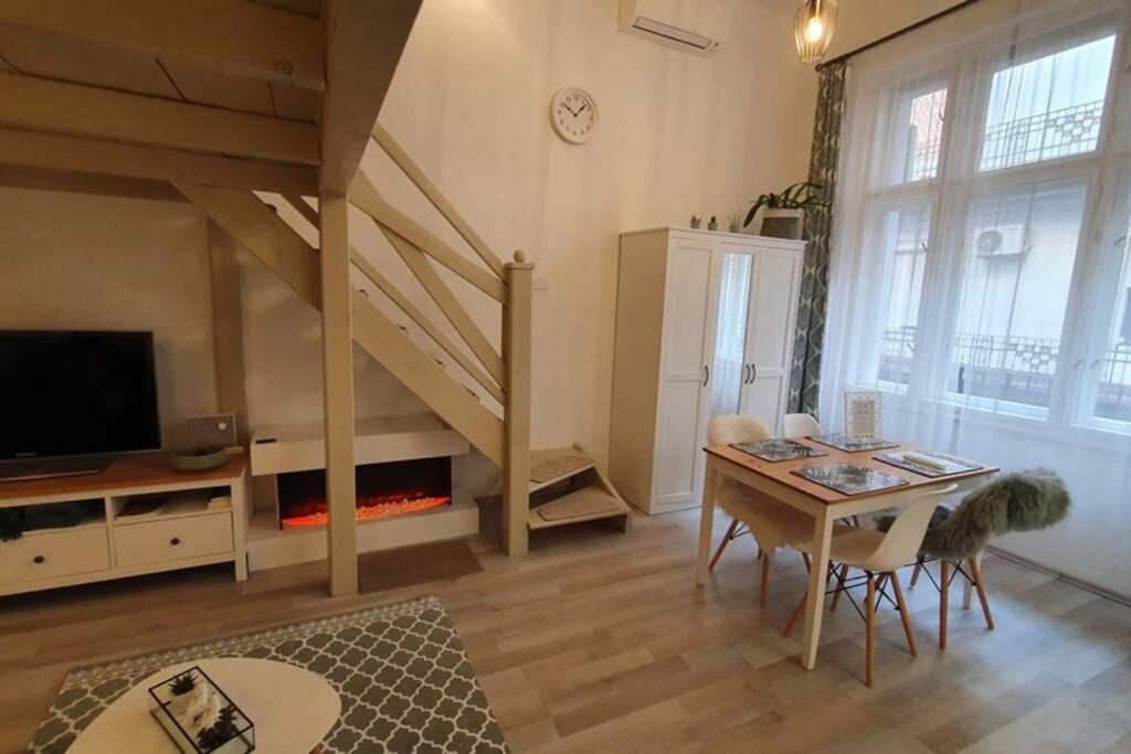 A Nice Apartment In The Heart Of Budapest. Екстериор снимка